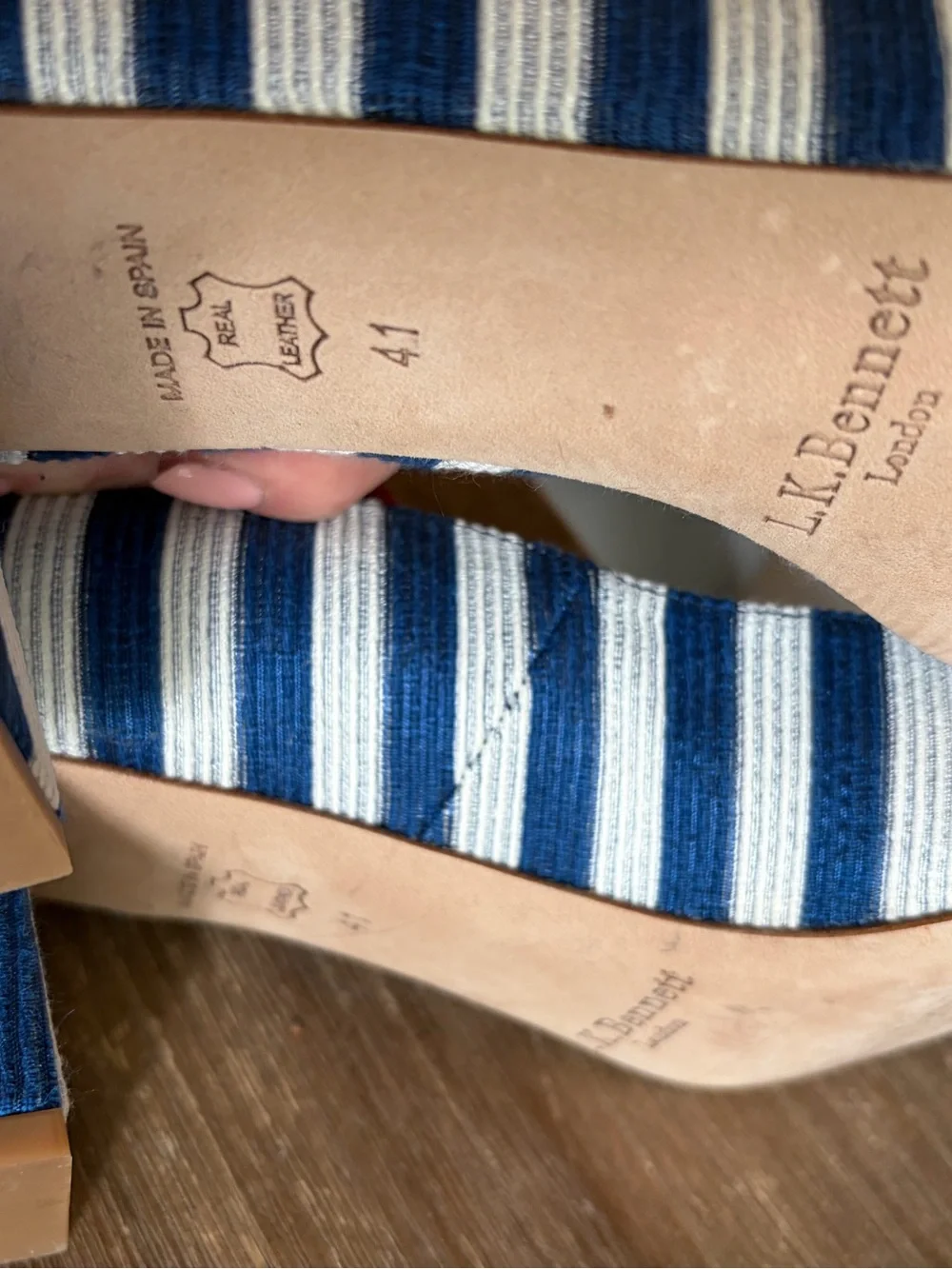 LK Bennett | Hadley closed courts pumps in Blue red  White Striped